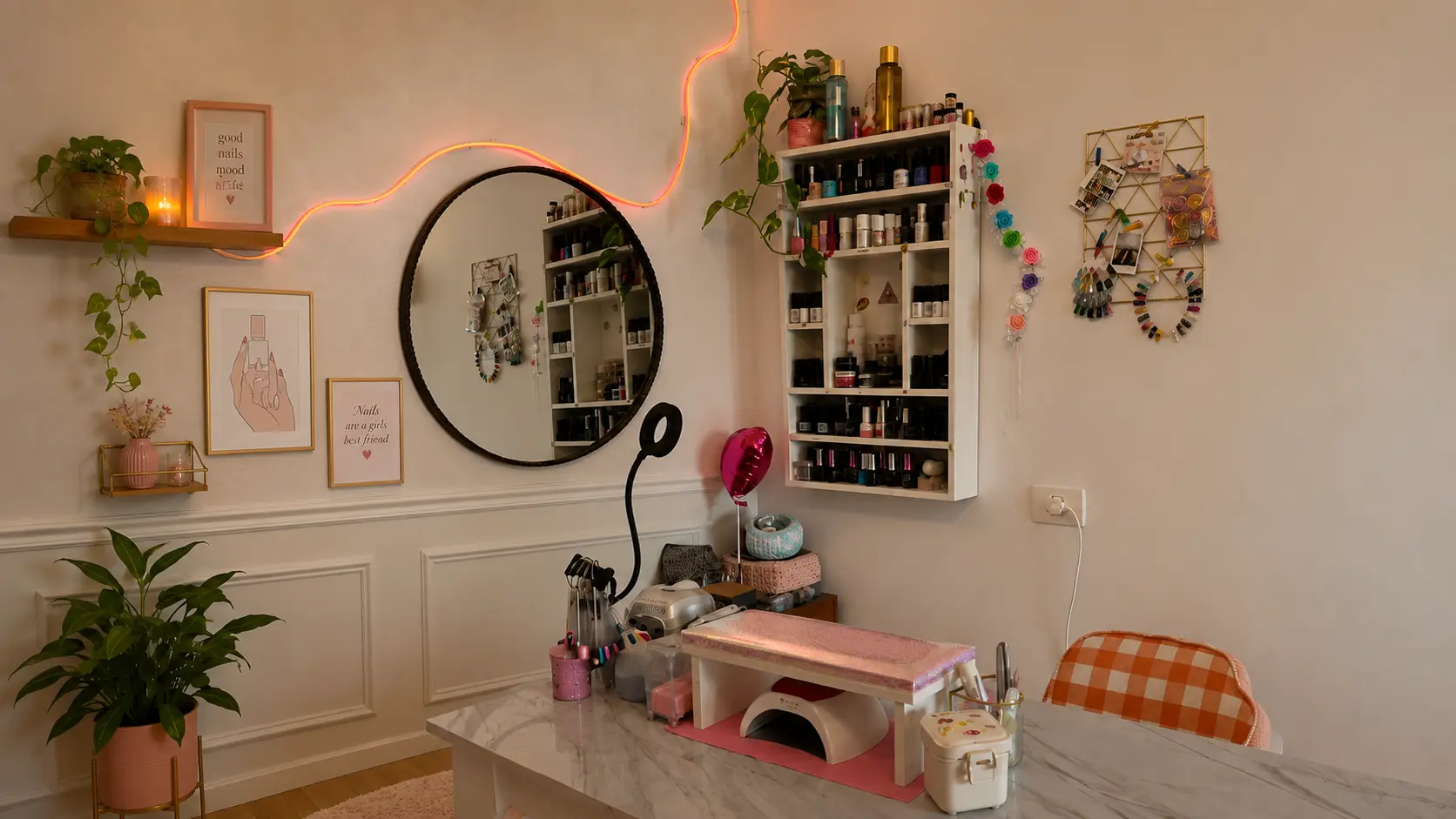 Interior del salón de Wonderfull Nails